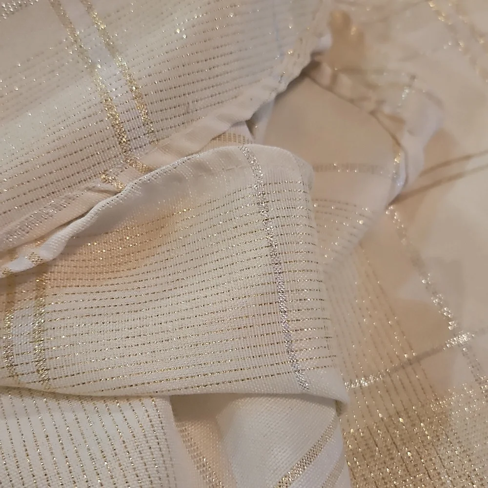 Beige Gold Silver Metallic Table Cloth 60